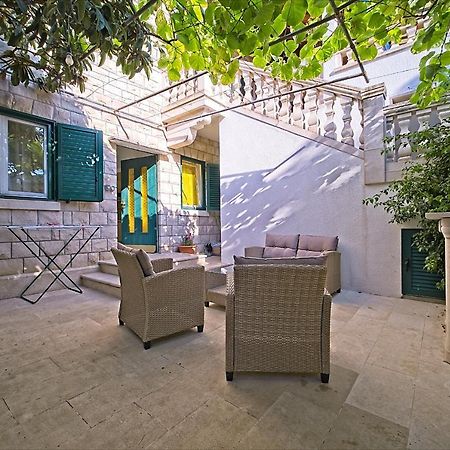 פוסטיר Apartment Renata מראה חיצוני תמונה