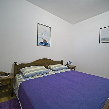 פוסטיר Apartment Renata מראה חיצוני תמונה