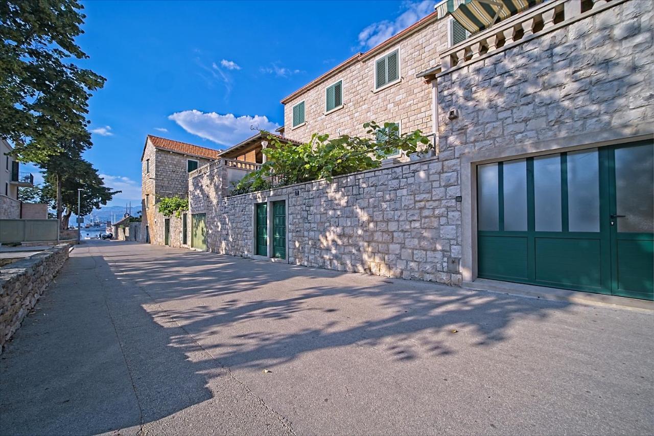פוסטיר Apartment Renata מראה חיצוני תמונה