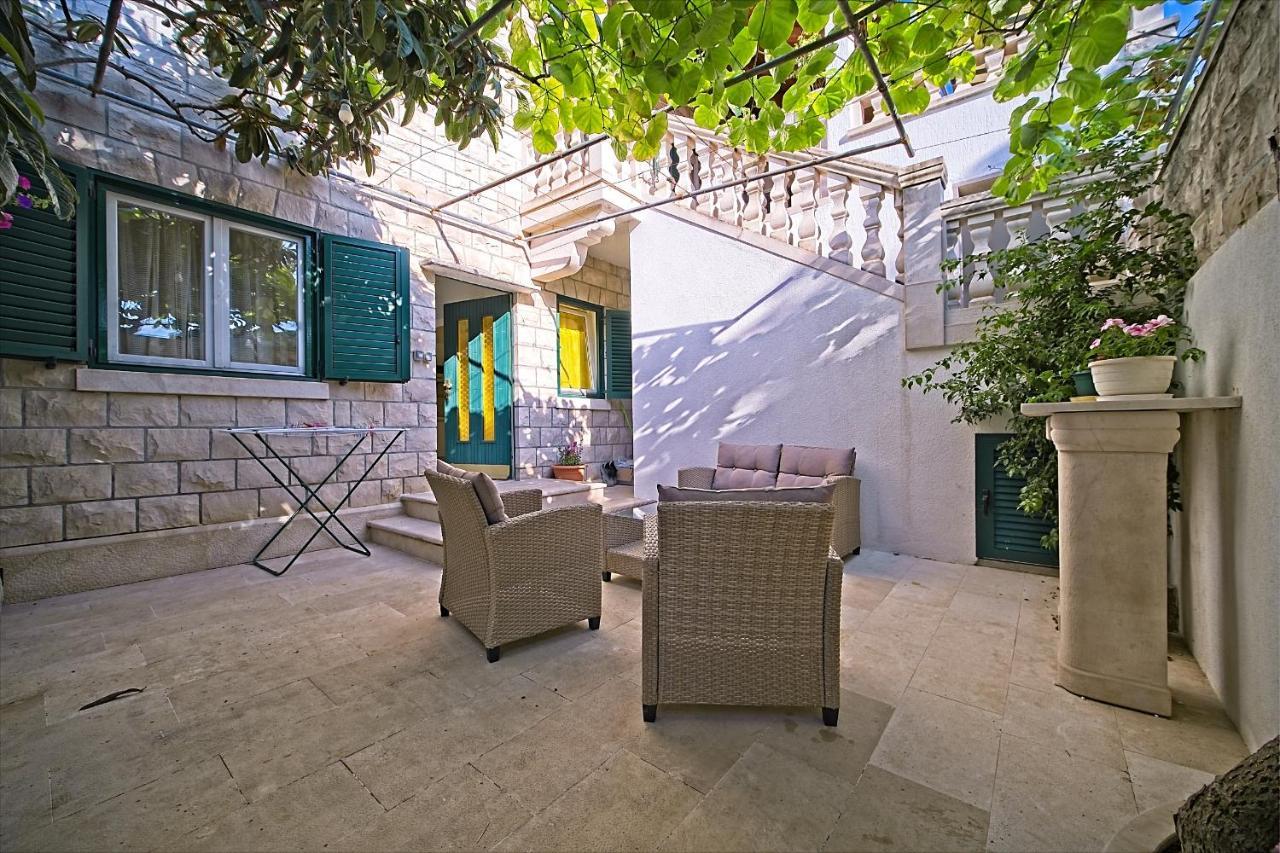 פוסטיר Apartment Renata מראה חיצוני תמונה