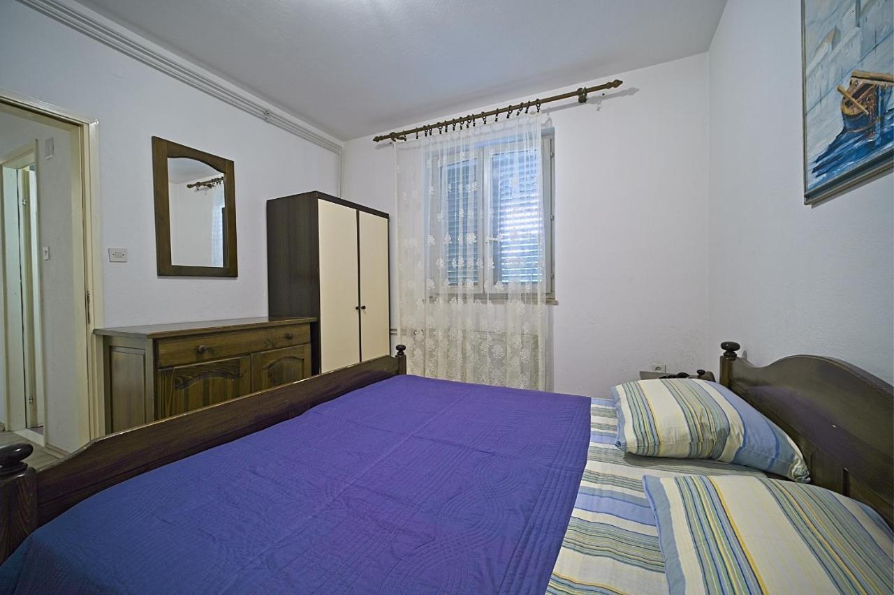פוסטיר Apartment Renata מראה חיצוני תמונה