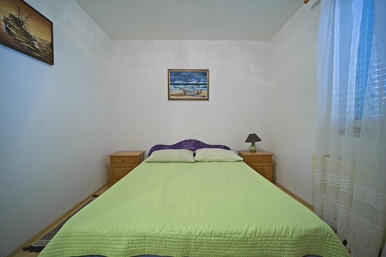 פוסטיר Apartment Renata מראה חיצוני תמונה