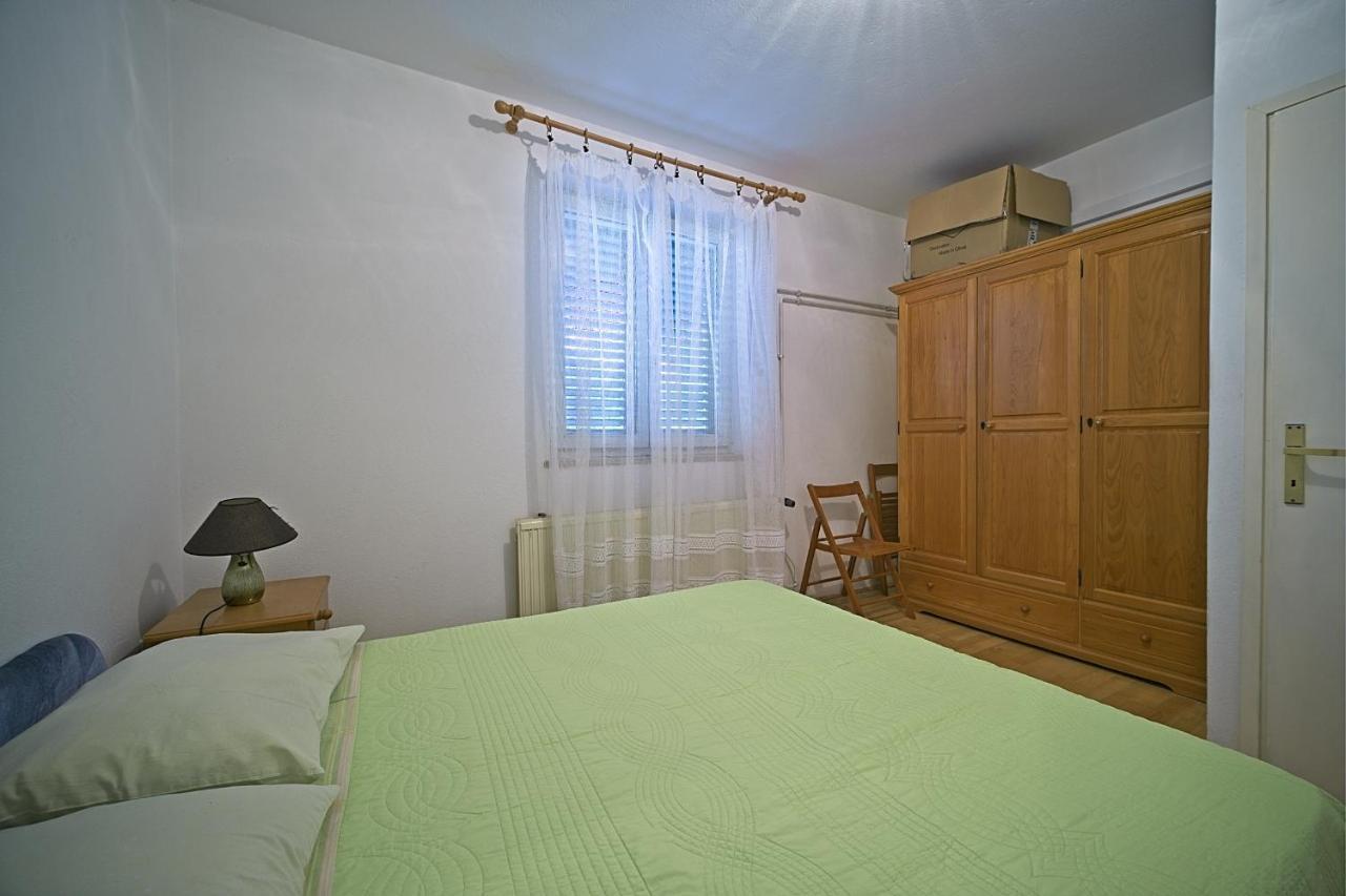 פוסטיר Apartment Renata מראה חיצוני תמונה